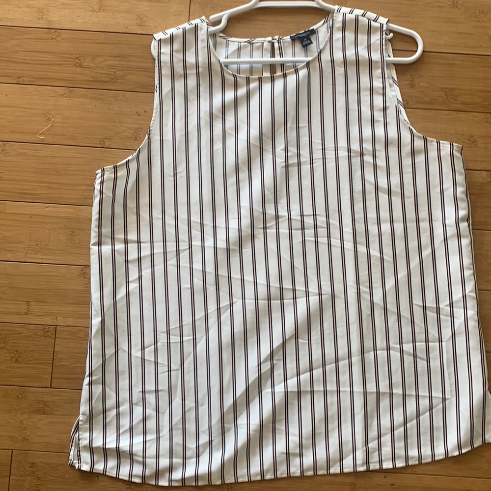 Sleeveless top